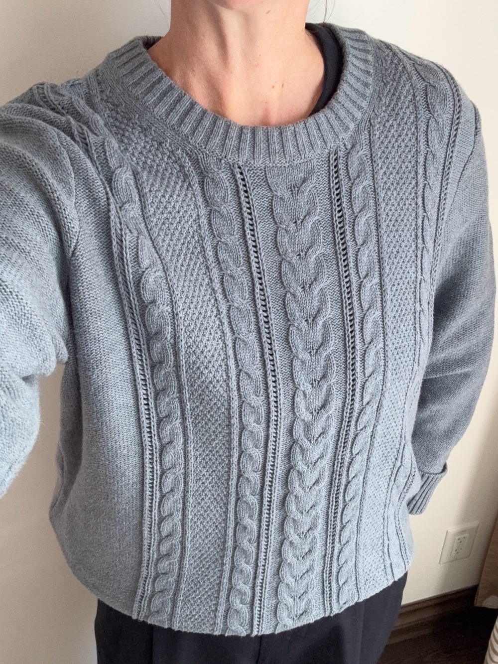 GAP Women's Cable Crew Sweater - Light Blue Gray